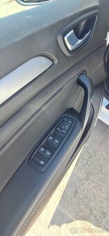 Renault Megane IV 1.5 dCi 85 kW – 2019 - 8