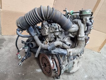 motor TOYOTA 1,4 diesel 66 KW kod 1ND-TV - 8