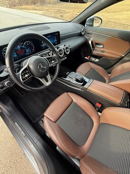 Mercedes-Benz CLA 200-CUPE - 8