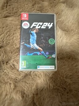 Predám nintendo switch a fc24 - 8