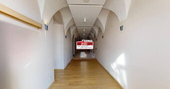 ZNÍŽENÁ CENA  (544m²) MEŠTIANSKY DOM V CENTRE SNV - 8