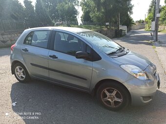 predam Toyotu Yaris, benzin - 8