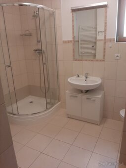 Prenájom 2-izbového bytu v širšom centre PO - 8