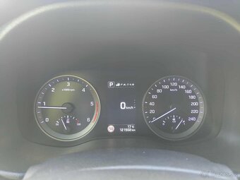 Hyundai Tucson 1.7 CRDi Premium 7DCT - 8