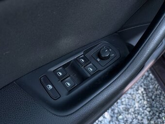 Volkswagen Passat Variant 2.0 TDI BMT Highline DSG - 8