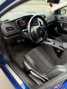 Renault Megane IV GT 205 - 8