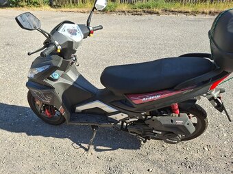 Maxon 125 - 8