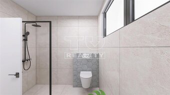 Rozostavaný rodinný dom s veľkým pozemkom (732m2) v... - 8