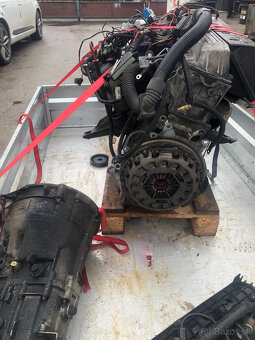 Motor BMW E39 - 8