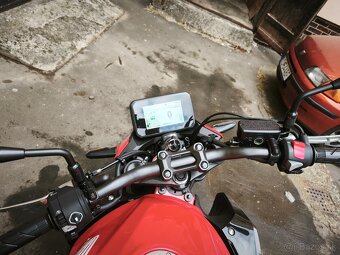 Honda 500 Hornet 2024 - 8