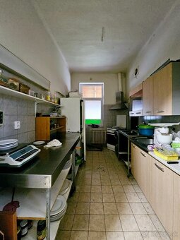 Na predaj podnikateľský objekt / Nitrianske Pravno - 8