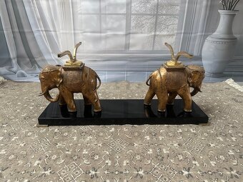 Konferenčný stolík so sklom - 8