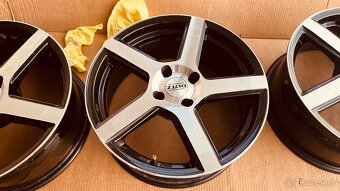 DOTZ CP5  Dark 7Jx17 ET15 4x108 stred 65,1 - 8