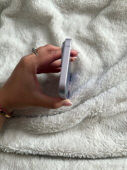 iPhone 14 - 8
