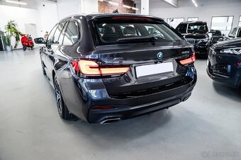 BMW 530 e - 8