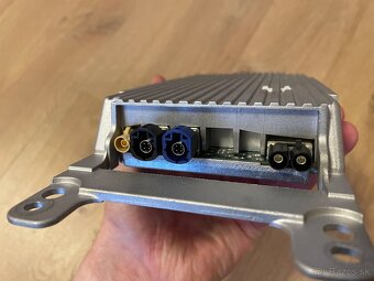 Predám funkčný bluetooth modul COMBOX pre BMW - 8