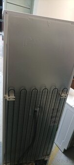 Chladnička s mrazničkou BEKO - 8