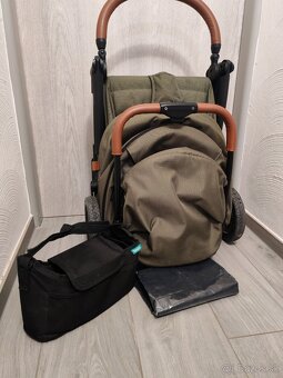 Športový kočík Petite&Mars CROSS - 8