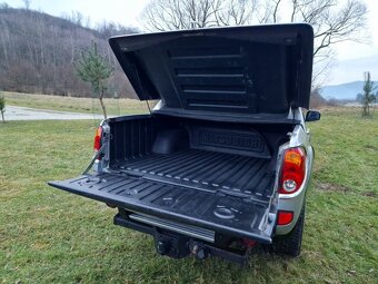 Mitsubishi L200 2.5 DI-D 4X4 DAKAR SUPER SELECT- UZÁVIERKA - 8