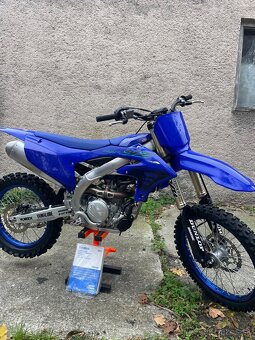 Yamaha YZF250 - 8