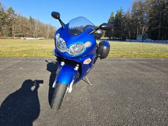 Kawasaki ZZR 1200 - 8