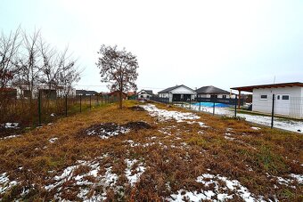 Predáme stavebný pozemok Košice-Čaňa, 751 m², STAVEBNÉ POVOL - 8