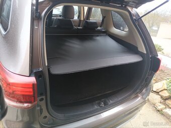 Mitsubishi Outlander 2,0 L PHEV - 8
