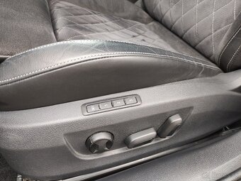 Škoda Superb III TSi DSG SPORTLINE VIRTUAL KAMERA PANORAMA - 8