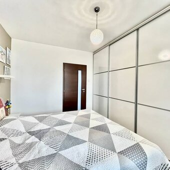 Priestranný 3-izbový byt na prenájom – Petržalka, Bratislava - 8