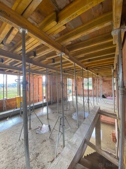 STAVEBNÉ PRÁCE - RODINNÉ DOMY - 8