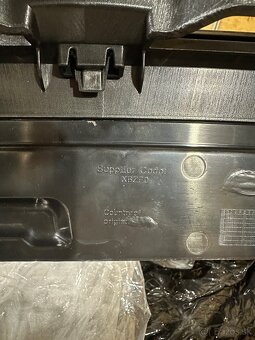 Predná Maska Range Rover Sport L494 - 8