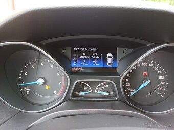 Focus combi 1.0 EcoBoost vyššia výbava Edition X TOP stav - 8