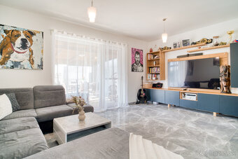 Na predaj priestranný 4-izbový rodinný dom v Bernolákove - 8