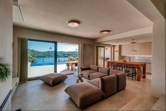 CHORVÁTSKO - Nádherná vila na ostrove IŽ - 8