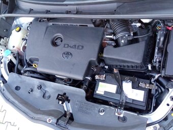 Toyota Verso D.4-D 91kW - 8