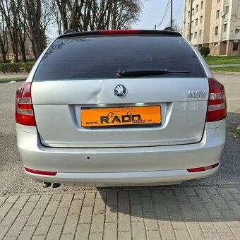 Škoda Octavia Combi 2.0 TDI Elegance facelift " RS " - 8