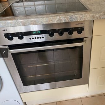 Venkovská kuchyně se spotřebiči, 4202 - 8