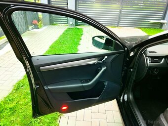 Škoda octavia 4x4 rezervovane - 8