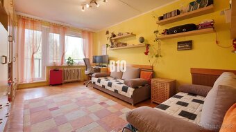 REZERVOVANÉ _ Priestranný 3-izbový byt 83,5m2 s parkom a ze - 8