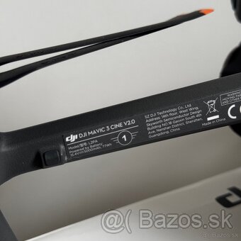 DJI Mavic 3 CINE Fly More Combo - 8