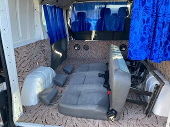 Renault Trafic 6 miestny 2.0DCi 84kW, rok výroby 2007, radio - 8