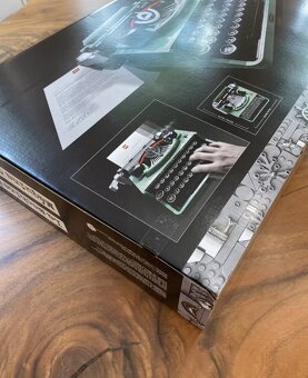 Nové LEGO Ideas 21327 Psací stroj včetně faktury - 8