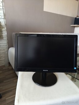 Stolný PC - 8