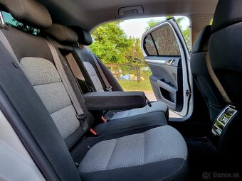 Škoda Superb 2.0 TDI 2012 - 8