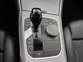 BMW Rad 3 Touring 318d Advantage A/T - 8