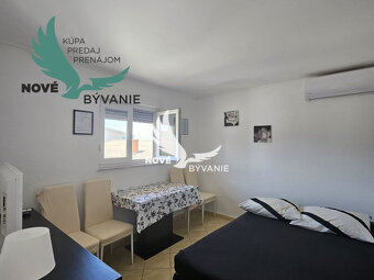 Na predaj dom 4x apartmán s výhľadom na more v Chorvátsku - 8