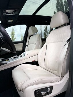 BMW X7 xDrive 40d M Sport / PANO / 7 MIEST - 8