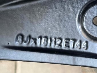 ANTARES Schwarz Orig.skoda Superb3 5x112 8jx18 ET 44 VW 23 - 8