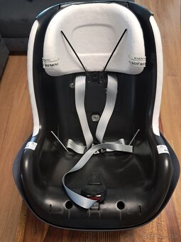 Autosedacka Maxi Cosi 2Way pearl + Zakladna 2way Fix - 8