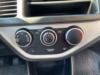 Kia Picanto 1,0i - 8
